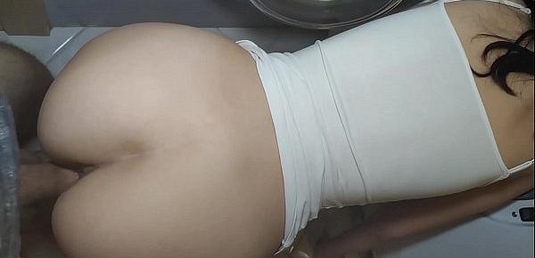  My friend’s wife is now pregnant... from me. She really wanted my cum